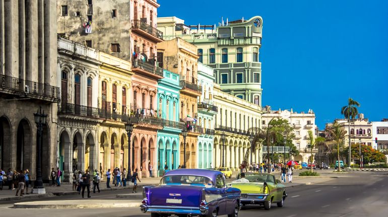 Crise économique à Cuba : le gouvernement annonce une hausse de 500% du prix de l'essence