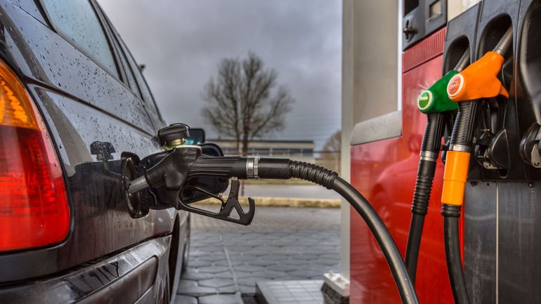 L'essence, le diesel et le mazout plus chers, pour atteindre leur plus haut niveau depuis le 21 avril 2023
