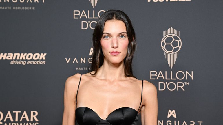 "Je n'ai jamais vécu quelque chose comme ça, de toute ma vie" : Charlotte Cardin raconte son grand moment de solitude au Ballon d’Or