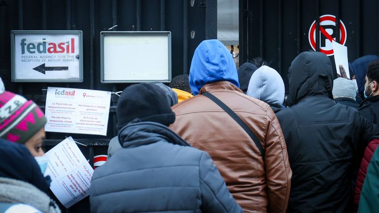 L'Union européenne va fournir des containers habitables et du personnel à Fedasil