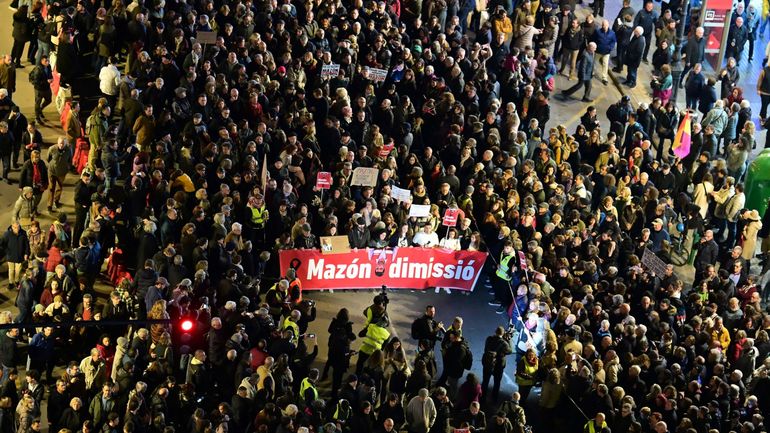 Inondations en Espagne : des milliers de personnes dans les rues de Valence pour protester, deux mois après les inondations meurtrières