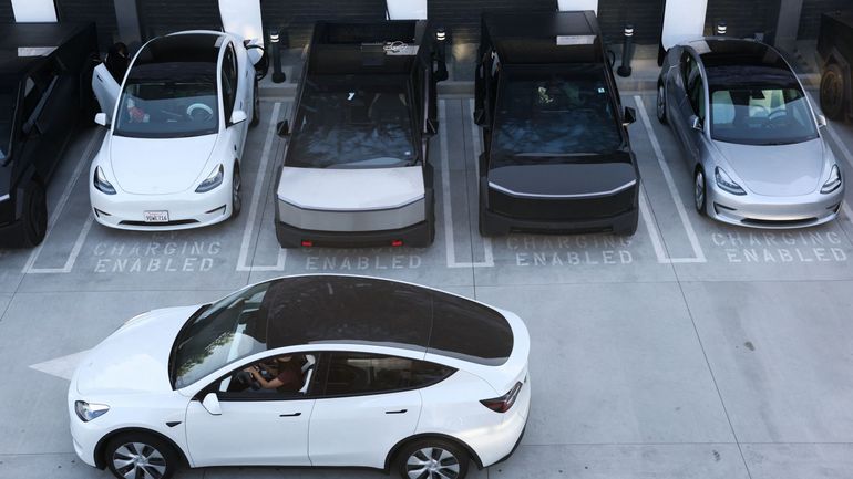 242 millions de dollars : c'est ce que doit payer Tesla pour un accident mortel avec une voiture autonome