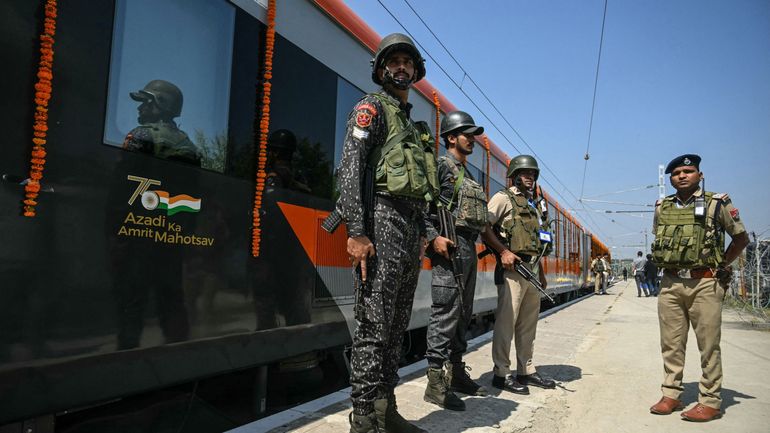 Tensions Inde-Pakistan : le Premier ministre indien Narendra Modi au Cachemire pour lancer une ligne ferroviaire stratégique