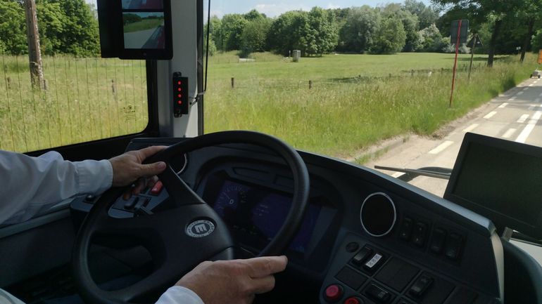 Un chauffeur de De Lijn transportant des enfants ignore une dizaine d'arrêts à Kampenhout