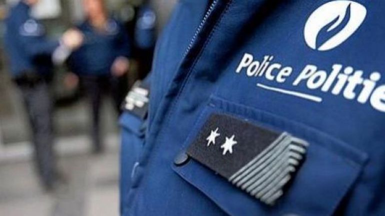 Un mort après une bagarre au couteau dans un immeuble à Bruxelles