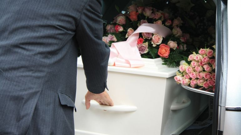 Funérailles : peut-on demander un devis aux pompes funèbres ?