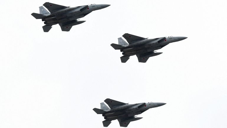 Japon : le corps d'un des deux pilotes d'un F-15 disparu retrouvé