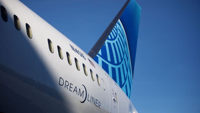 Boeing défend la sécurité et durabilité du Dreamliner 787