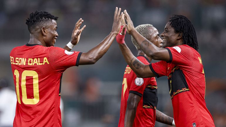 Deux rouges, un doublé de Dala : l'Angola s'ouvre la voie des quarts de finale