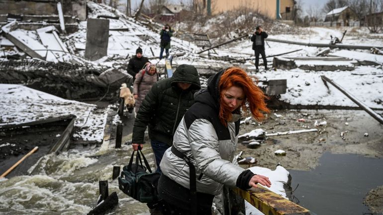 Guerre en Ukraine: la Russie annonce ouvrir plusieurs couloirs humanitaires lundi