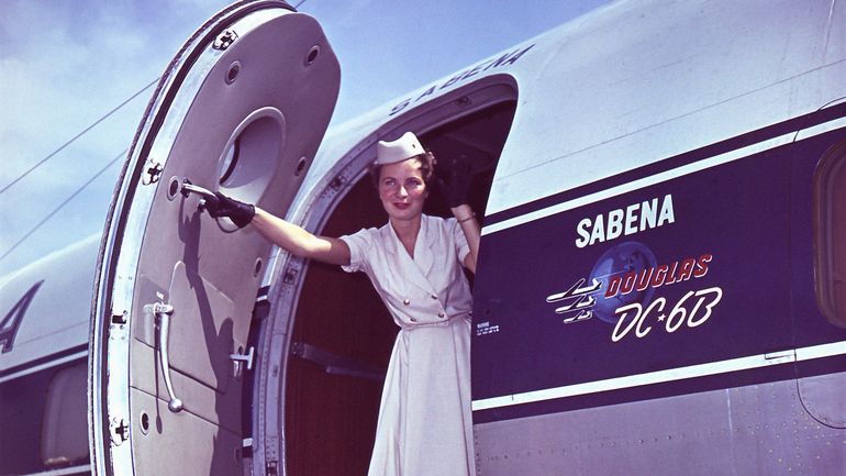 Il y a 100 ans naissait la Sabena, une compagnie machiste et patriarcale : les hôtesses de l'air étaient virées à 40 ans