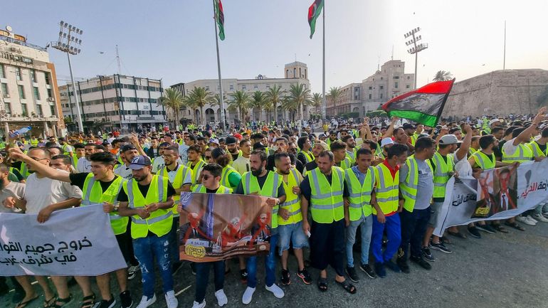 Libye : des manifestants investissent le siège du Parlement à Tobrouk