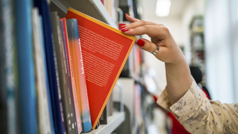 Pousser la porte d'une librairie pour mieux comprendre le monde : votre libraire a-t-il une ligne éditoriale ?