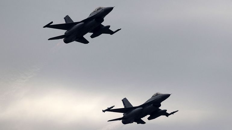 Guerre en Ukraine ce 7 novembre : les premiers F-16 en route pour la Roumanie, Kiev renforce sa défense antiaérienne pour l'hiver