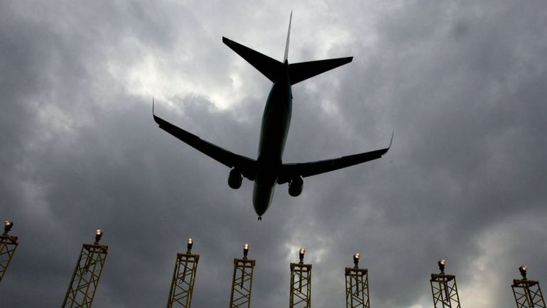 Le gouvernement wallon confirme le recours contre le permis de Brussels Airport