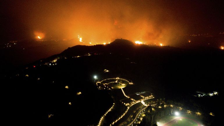 Grèce : les incendies menacent le site de l'ancienne Olympie, berceau des Jeux Olympiques et joyau du patrimoine mondial