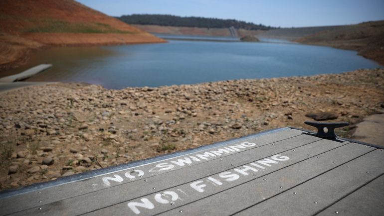 Sécheresse en Californie : les niveaux des lacs à leur plus bas historiques, craintes pour l'approvisionnement en eau et électricité