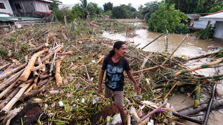 Tempête Trami aux Philippines : le bilan atteint 110 morts