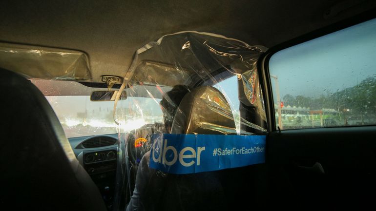 Pays-Bas : un tribunal ordonne à Uber d'engager ses chauffeurs comme employés