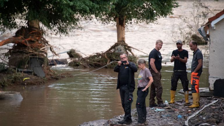 Inondations : le bilan des intempéries en Europe grimpe à près de 100 morts