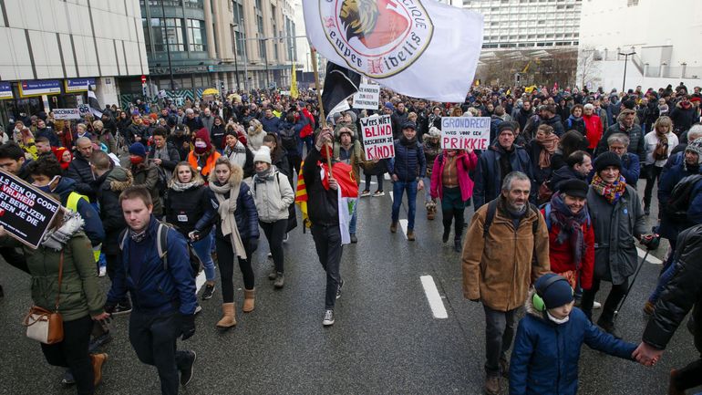 Coronavirus en Belgique : neuf arrestations judiciaires lors de la manifestation contre les mesures sanitaires