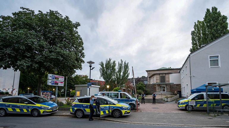 Allemagne : le projet d'attentat contre une synagogue avait une motivation islamiste, selon le conservateur Armin Laschet
