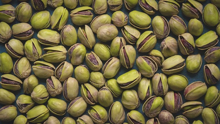 Pénurie de pistaches à cause du "chocolat de Dubaï" : par quoi les remplacer ?