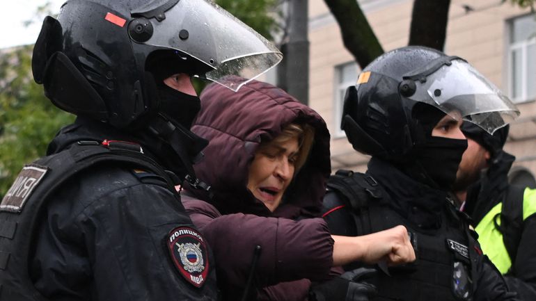 Guerre en Ukraine : plus de 700 manifestants contre la mobilisation de réservistes arrêtés en Russie