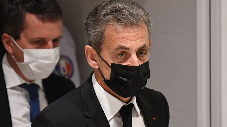 Sarkozy dénonce une décision 