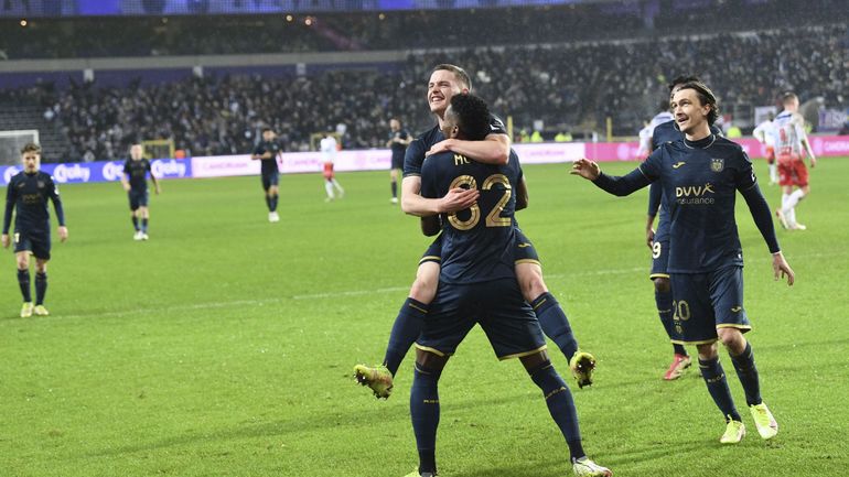 Coupe de Belgique : Anderlecht domine largement Courtrai et atteint le dernier carré de la Coupe de Belgique