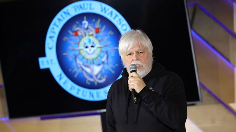 Chasse à la baleine : Paul Watson reste en prison jusqu'au 18 décembre