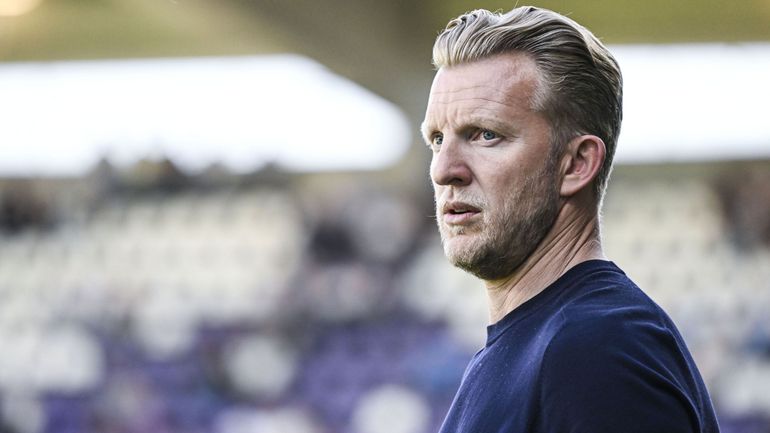 Le Beerschot se sépare de son entraîneur Dirk Kuyt et choisit Mohamed Messoudi pour lui succéder