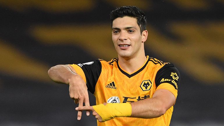 Premier League : Huit mois après sa fracture du crâne, Raul Jimenez revient sur les terrains