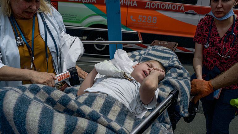 Guerre en Ukraine : frappes russes massives sur les villes ukrainiennes, au moins 24 morts