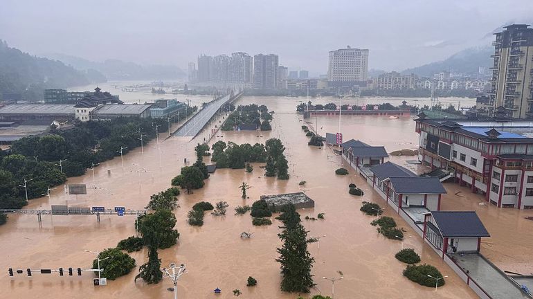Chine : plus de 80.000 personnes évacuées après des inondations dans le sud-ouest