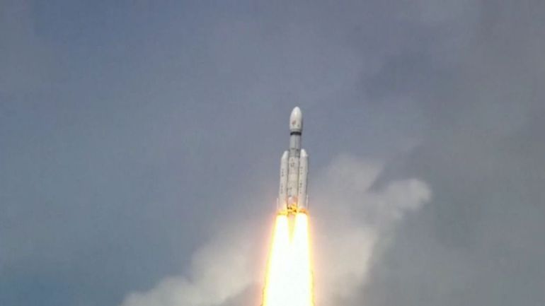 L'Inde lance une fusée non habitée vers la Lune