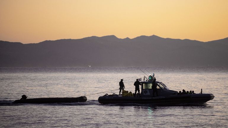 Grèce : 172 migrants sauvés en mer Egée, au large de l'île de Karpathos