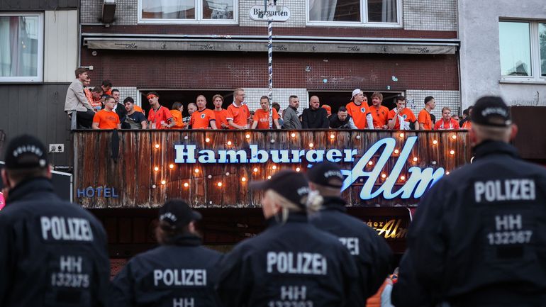 Euro 2024 : la police neutralise un homme armé d'une hache dans la fanzone de Hambourg