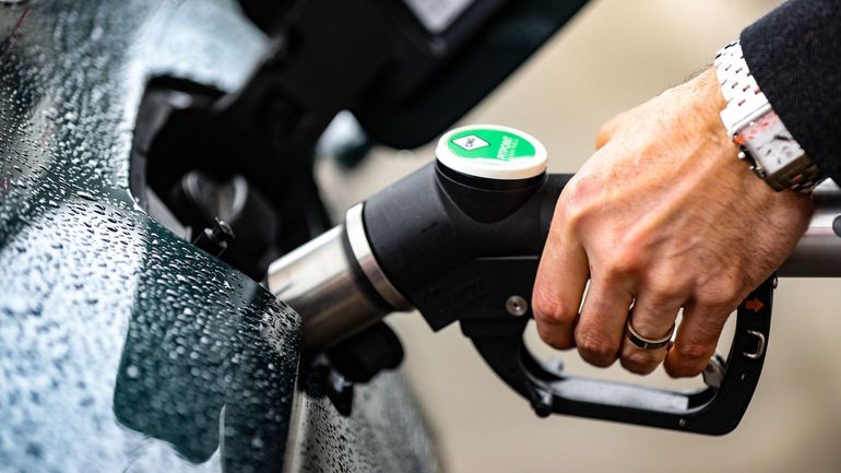 Augmentation des prix à la pompe : quelles sont les causes de la hausse du carburant ?
