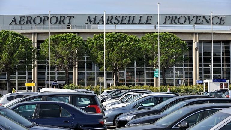 France : l'aéroport Marseille-Provence (Marignane) fermé en raison d'un incendie à proximité