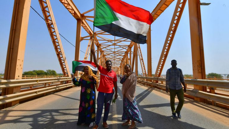 Coup d'Etat au Soudan: trois ambassadeurs en Europe, dont celui en Belgique, font défection après le coup d'Etat