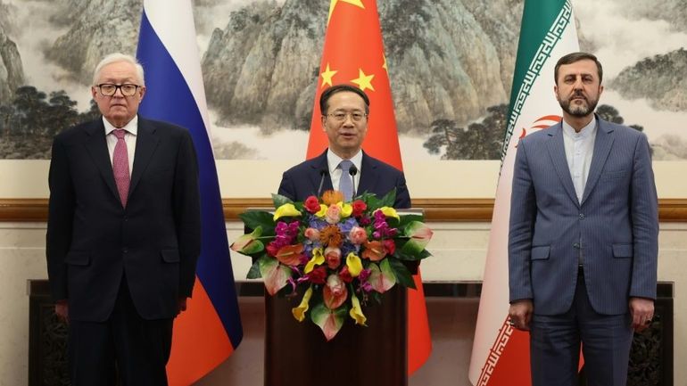 Pékin, Moscou et Téhéran appellent à la fin des sanctions contre le nucléaire iranien