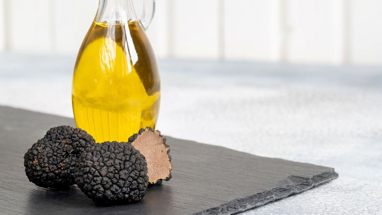 De l'huile de truffe sur votre table de Noël : saviez-vous que votre huile ne contient pas& de truffe ?