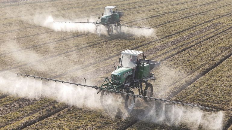 Près de 25.000 signatures récoltées contre les pesticides dangereux dans l'agriculture