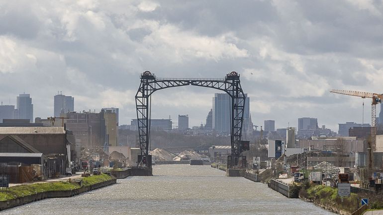 Never-over-Heembeek : la remise en service du pont de Buda à nouveau reportée