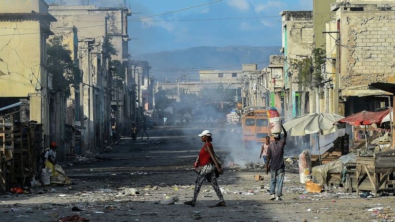 Les autorités haïtiennes face à une nouvelle crise après l'enlèvement d'un groupe d'Américains