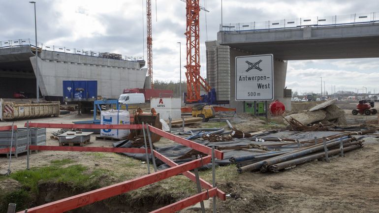 Pollution à Zwijndrecht : la demande de suspension du chantier de l'Oosterweel sera plaidée fin novembre