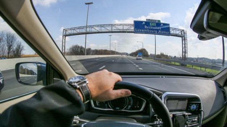 Un accident sur cinq en Wallonie serait lié à la somnolence au volant, prévient l'ASWR