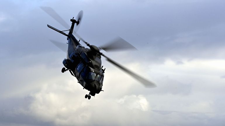 Asile et migration : un hélicoptère belge utilisé pour secourir des migrants au large des côtes françaises