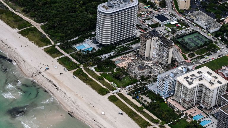 Effondrement d'un immeuble près de Miami Beach: les autorités sont sans nouvelles de 99 personnes